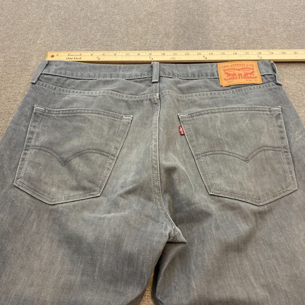 Levi's Jeans Men 36 Fits 37x31 Faded‎ Gray 541 Denim Distressed Straight Fit - Picture 12 of 16